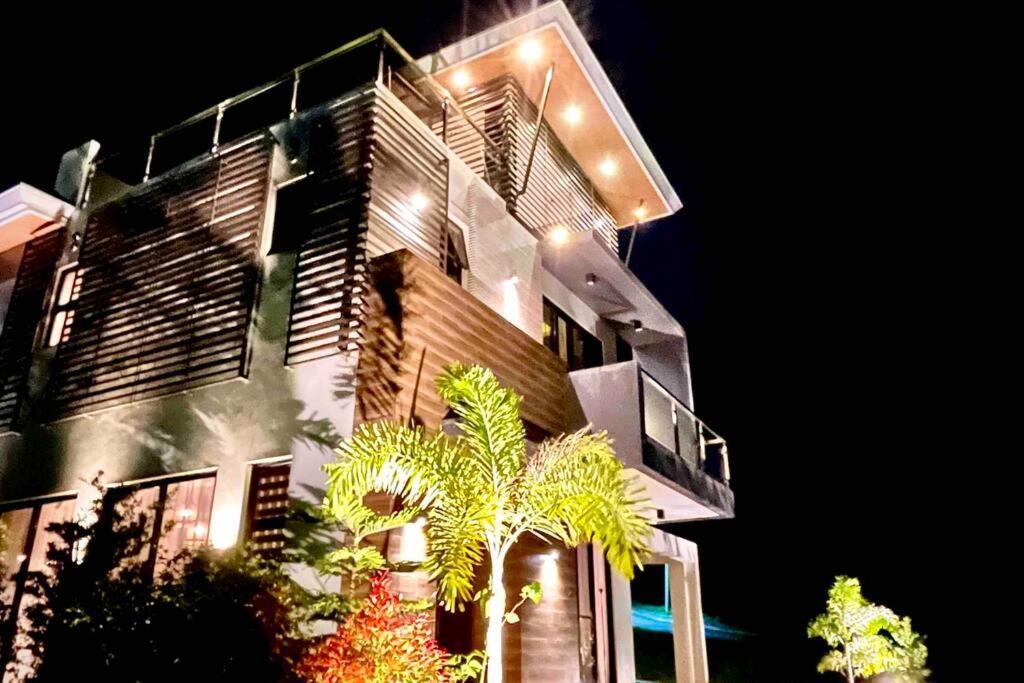 Overlooking Staycation At Sandari Batulao Tagaytay City Exterior foto